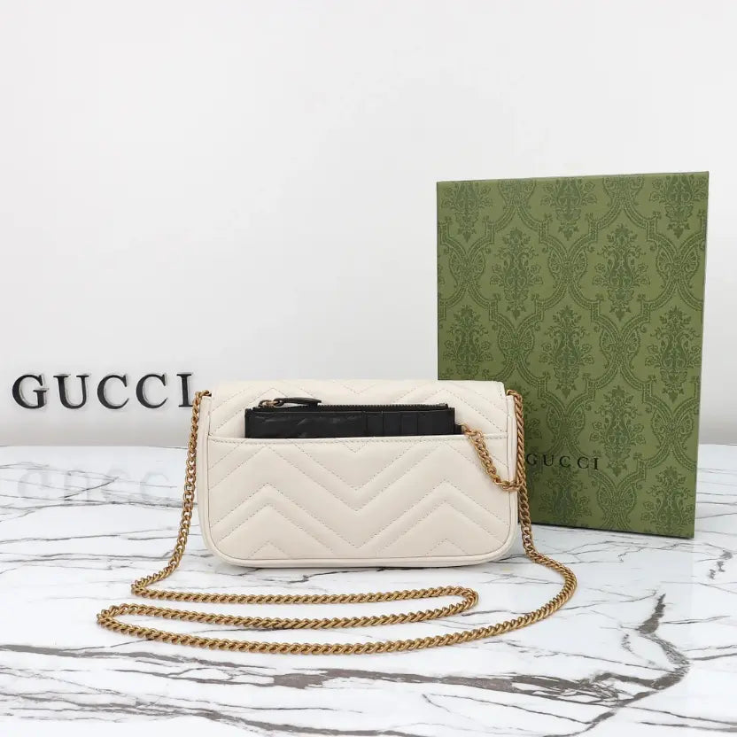 Boutique Quality || 751526 || Gucci Crossbody Bag