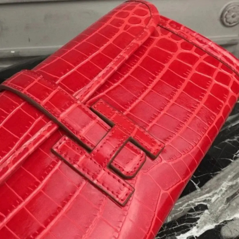 Boutique Quality || Red Hermes Jige Elan 29 clutch bag