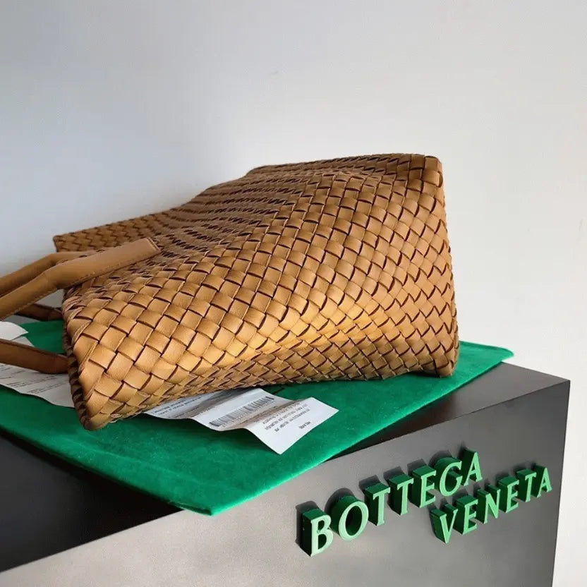 Boutique Quality || Bottega Veneta Cabat Medium Bag In Caramel Intrecciato Lambskin