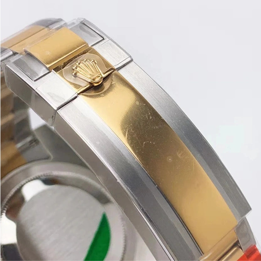 Rolex Submariner Date