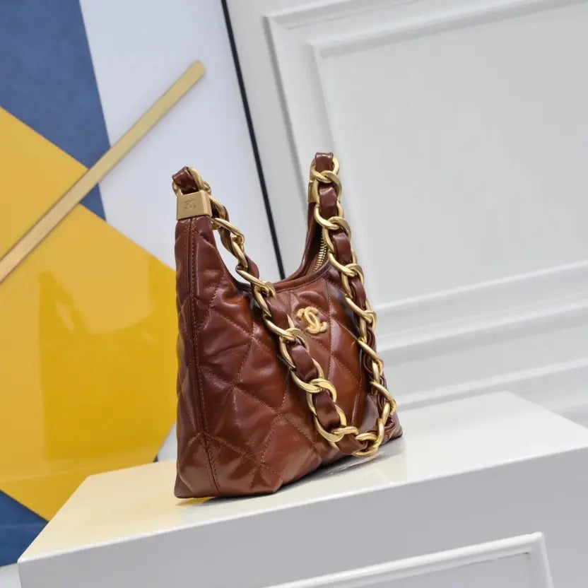 Boutique Quality || CHANEL 24a Hobo Bag