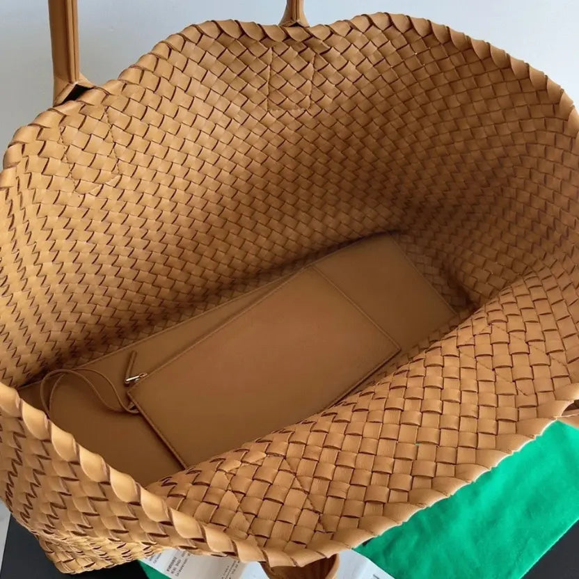 Boutique Quality || Bottega Veneta Cabat Medium Bag In Caramel Intrecciato Lambskin