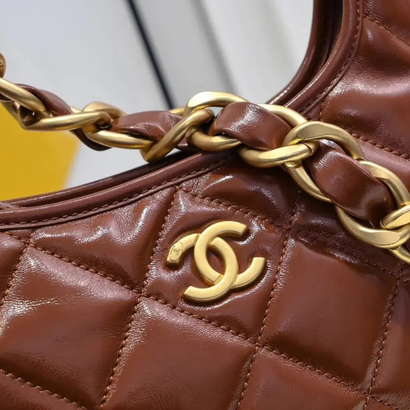 Boutique Quality || CHANEL 24a Hobo Bag