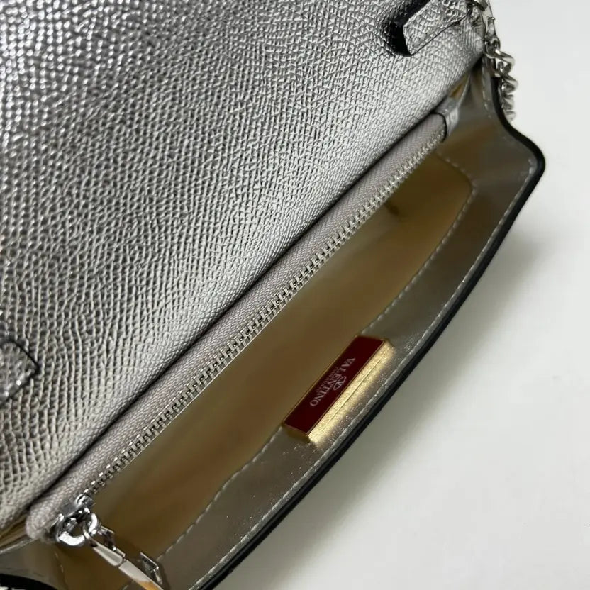 Boutique Level Quality || Valentino Garavani VLogo Signature Bag in Silver