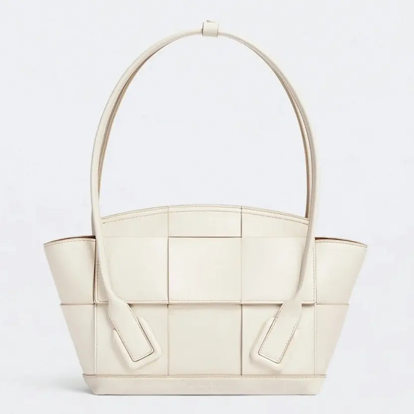 Boutique Quality || Bottega Veneta Arco Small Bag In White Intrecciato Leather