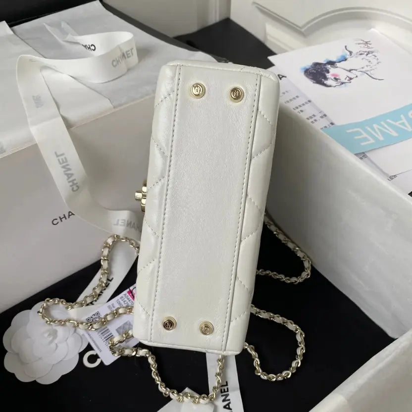 Boutique Quality || Chanel Fall/Winter New Arrival Handle Box Bag