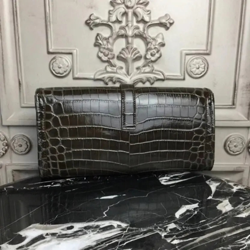 Boutique Quality || Chocolate Hermes Jige Elan 29 Rich Tone Clutch Bag