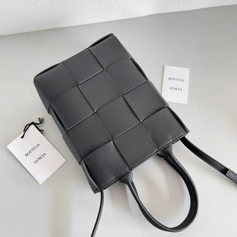 Boutique Quality || Bottega Veneta Cassette Mini Tote Bag Black